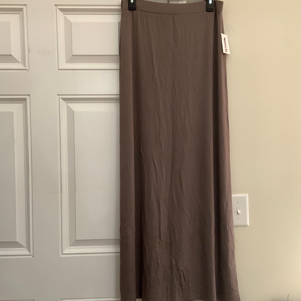Saint Tropez west long skirt size M